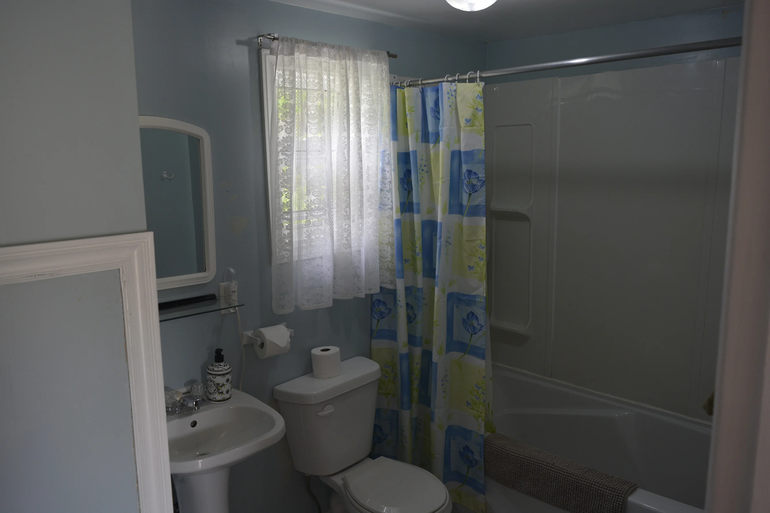 Cottage 3B bathroom